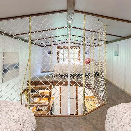 Вилла Extraordinary Huts Ltd Рай Экстерьер фото